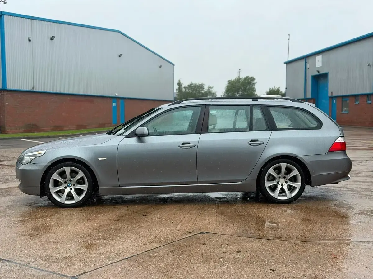 Used BMW 520 2009 Grey Estate