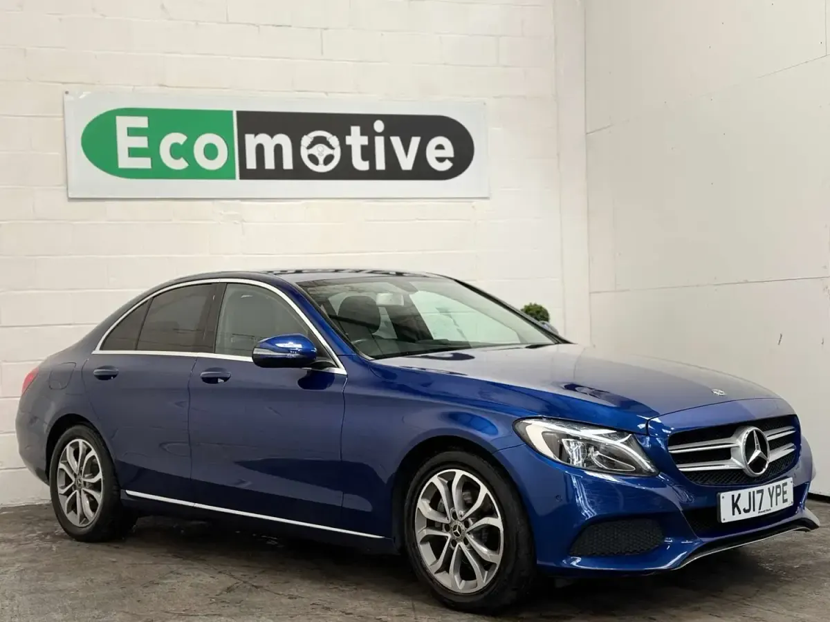 Usado Mercedes C200 184 CV (135 kW) 2017 Azul Berlina