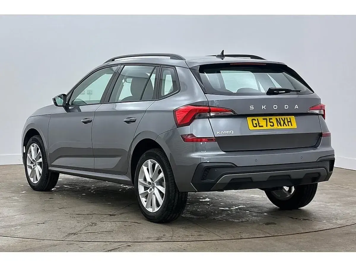 Used Skoda Kamiq SE 85 HP (62 kW) 2025 Graphite grey metallic SUV