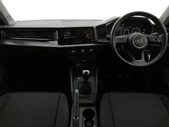 Usado Audi A1 Design 95 HP (69 kW) 2022 Branco SUV