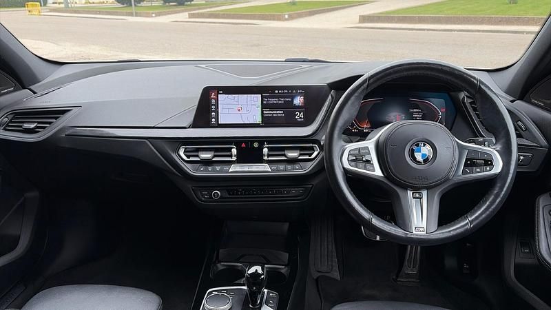 Used BMW 118 M Sport 136 HP (100 kW) 2023 White Hatchback