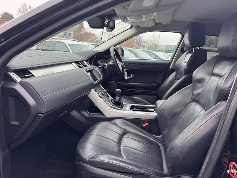 Used Land Rover Range Rover evoque SE 150 HP (110 kW) 2017 Black Estate