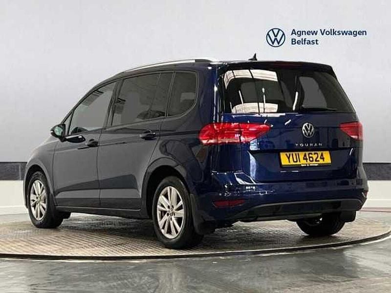 Used VW Touran SE 150 HP (110 kW) 2022 Blue MPV