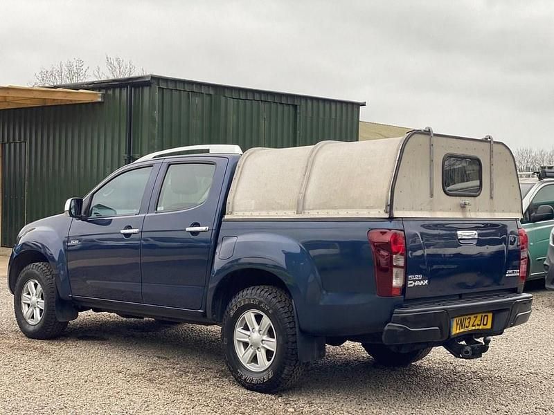 Used Isuzu D-Max 2013 Blue Pickup