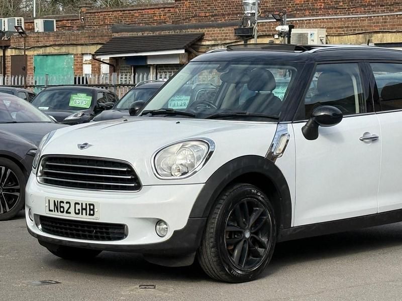 Used Mini Cooper Countryman 122 HP (89 kW) 2024 White SUV