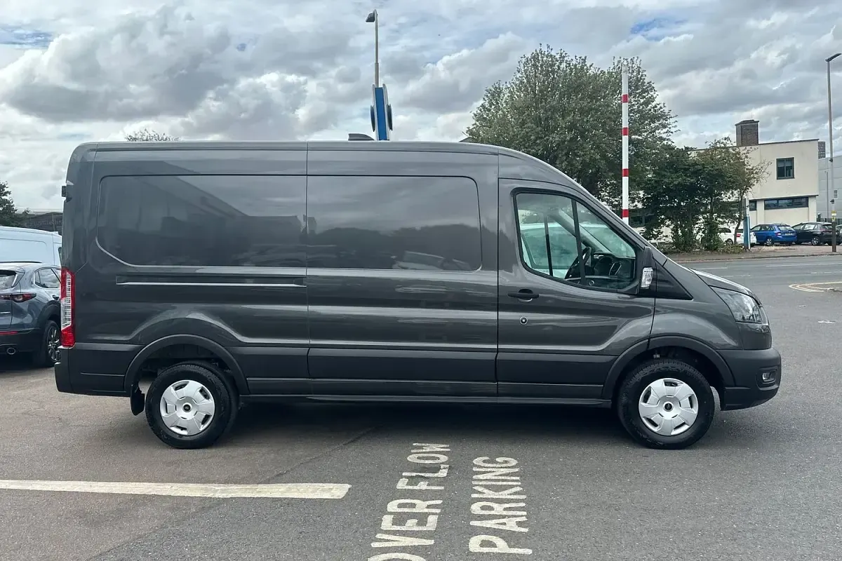 Used Ford Transit Trend 135 kW (184 HP) 2024 Magnetic (metallic colour) Van