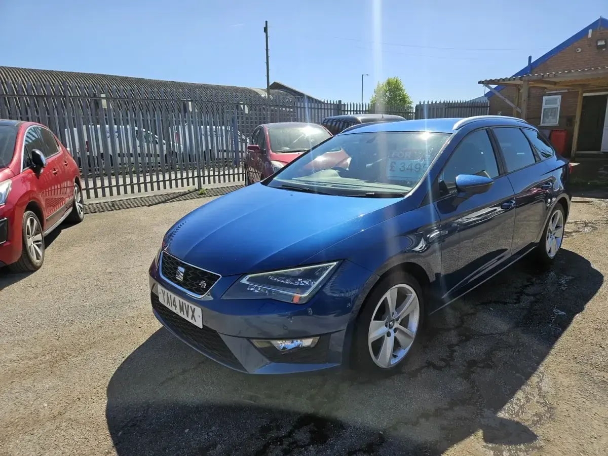 Begagnad Seat Leon FR 2014 Blå Kombi