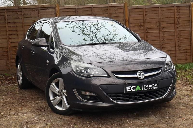 Used Vauxhall Astra SRi 2014 Grey Hatchback
