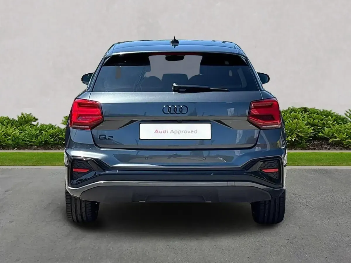 Used Audi Q2 Black Edition 150 HP (110 kW) 2026 Grey SUV