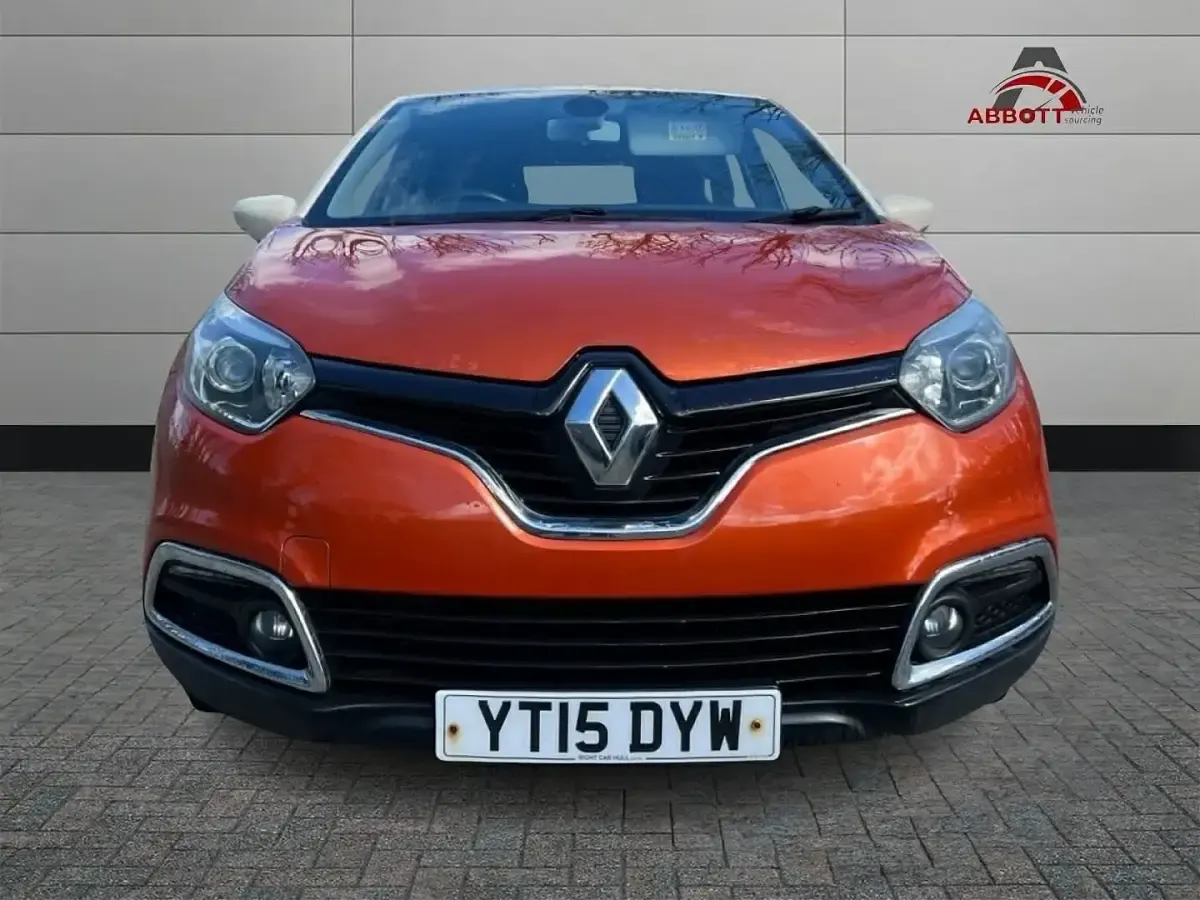Usado Renault Captur Dynamique 90 HP (66 kW) 2015 Laranja SUV