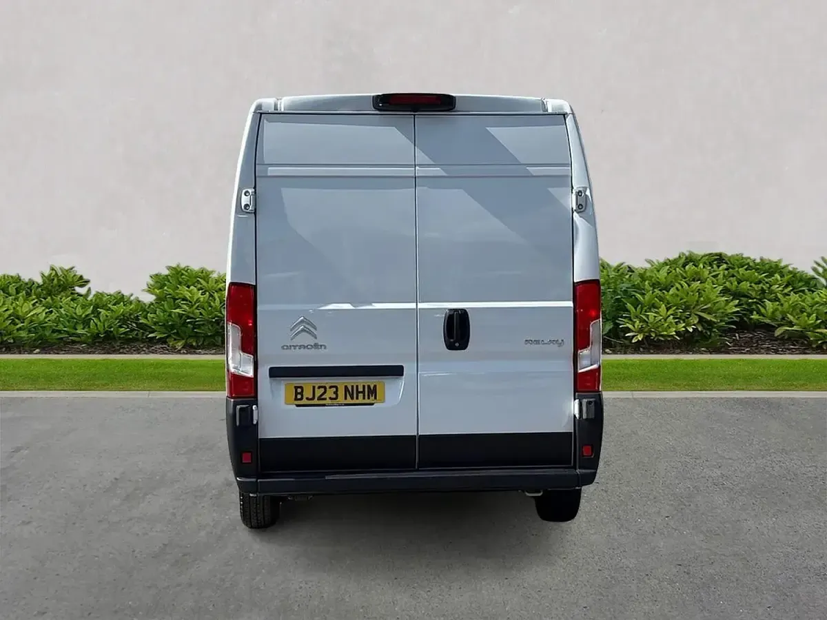 Used Citroën Relay 140 HP (102 kW) 2023 White Van