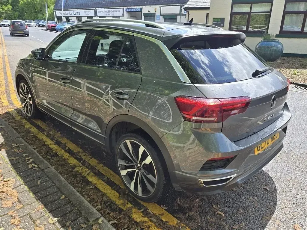 Usado VW T-Roc R-line 150 CV (110 kW) 2020 Gris SUV