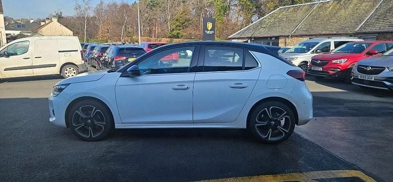 Second-hand Vauxhall Corsa Ultimate 100 CP (73 kW) 2023 Alb Hatchback