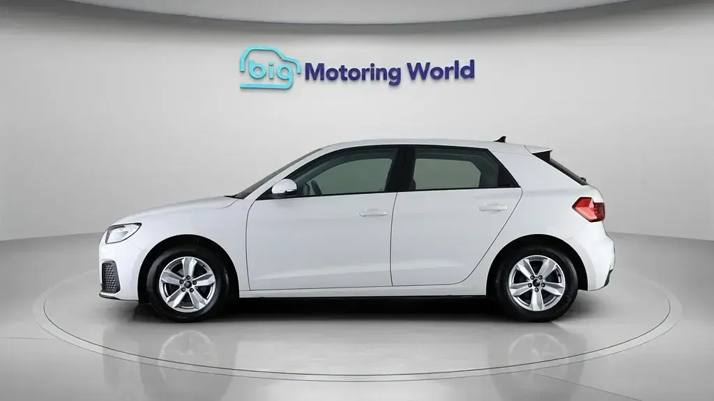 Second-hand Audi A1 Sportback 95 CP (69 kW) 2023 Alb Hatchback