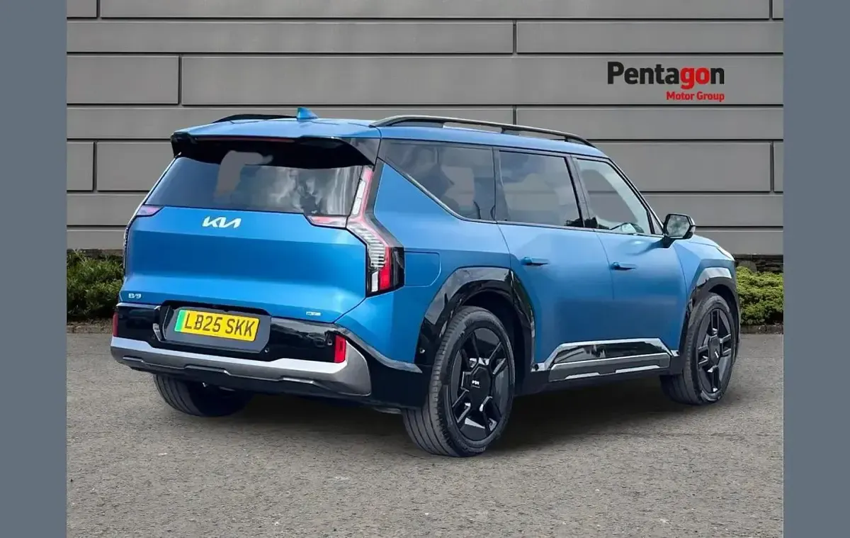 Used Kia EV9 GT-Line S 281 kW (383 HP) 2025 Blue SUV