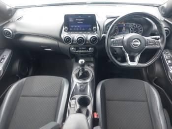 Used Nissan Juke N-Connecta 114 HP (83 kW) 2022 Grey SUV
