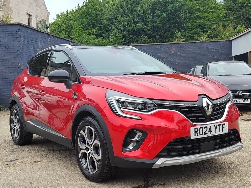 Red Used 2024 Renault Captur Techno SUV | £11,250 - Image 1/4