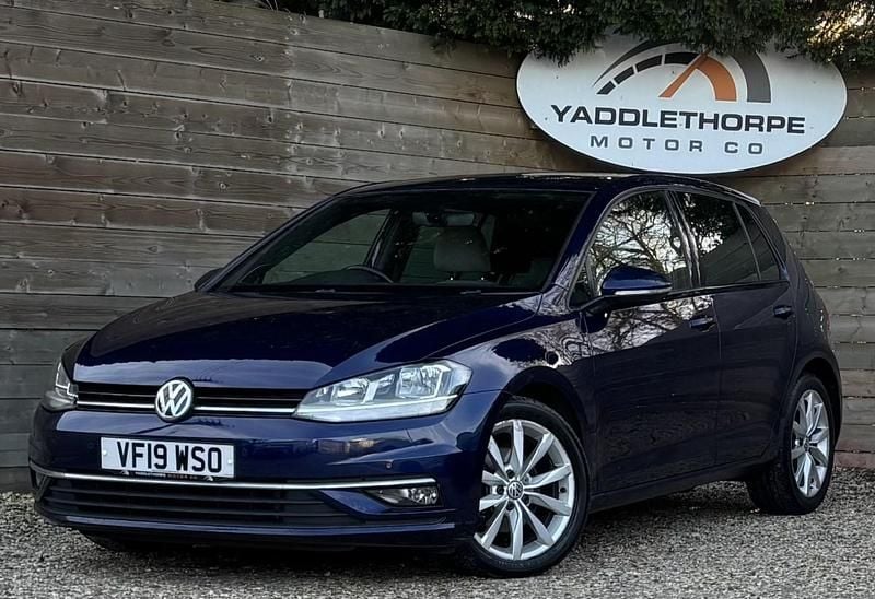 Usado VW Golf VII GT 150 HP (110 kW) 2019 Azul Citadino