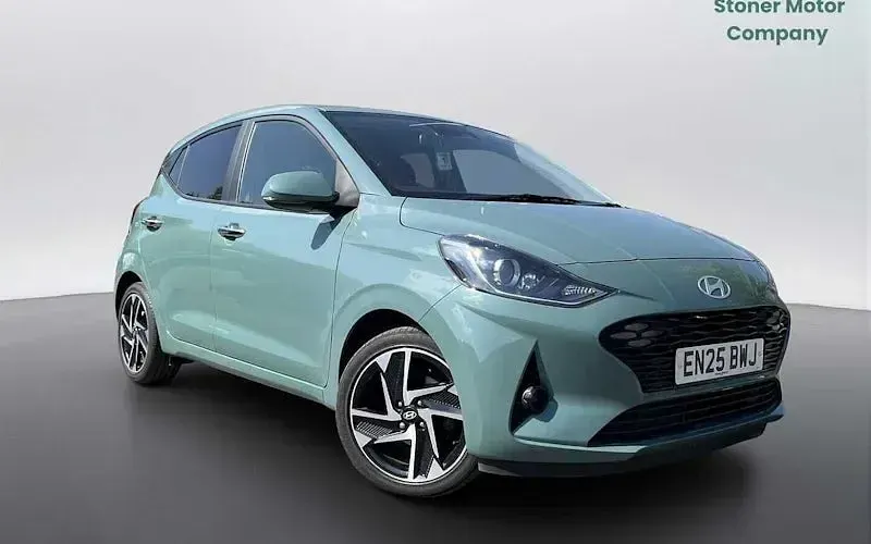 Used Hyundai i10 Premium 79 HP (58 kW) 2025 Hatchback