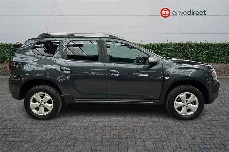 Used Dacia Duster Comfort 115 HP (84 kW) 2019 Grey SUV