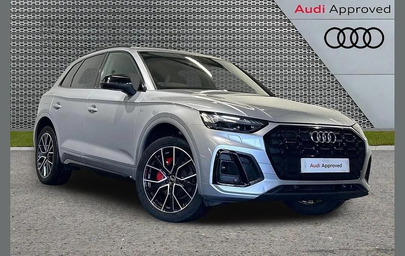 Used Audi Q5 Comfort 200 HP (147 kW) 2022 Silver SUV