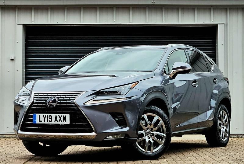 Used Lexus NX300h 197 HP (144 kW) 2019 Grey SUV