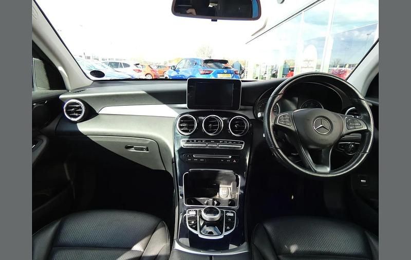 Used Mercedes GLC220 Urban 168 HP (123 kW) 2019 Grey SUV