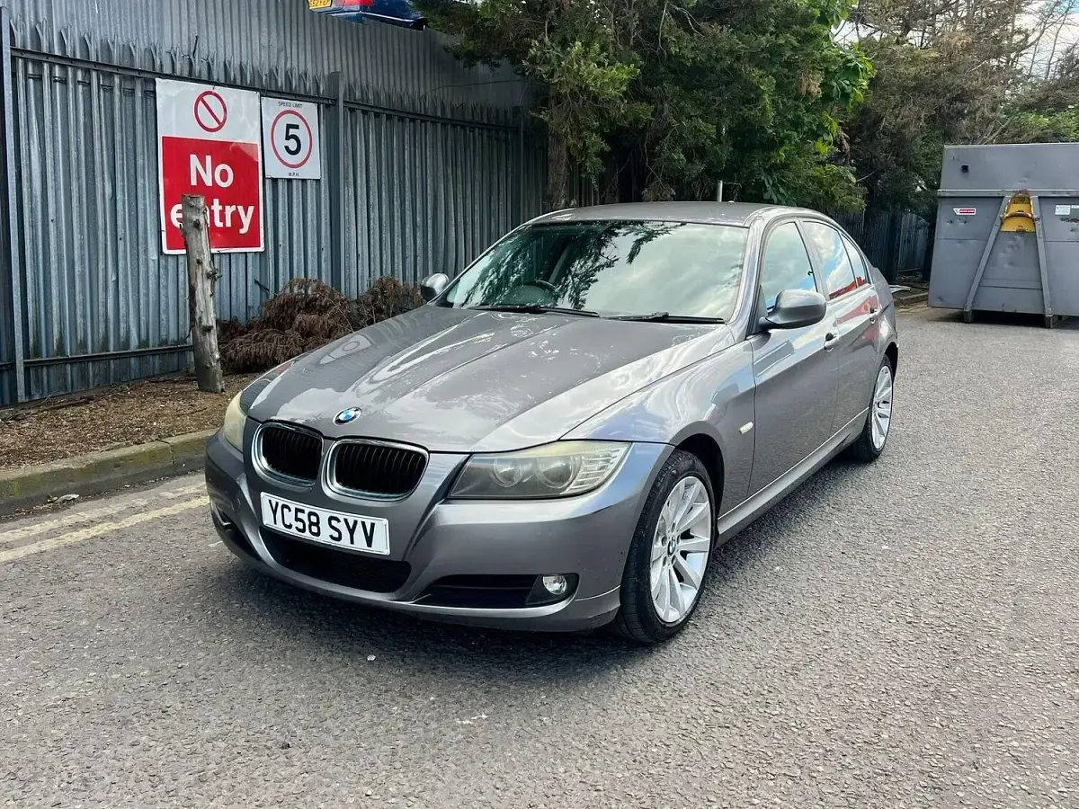 Used BMW 320 2008 Grey Sedan