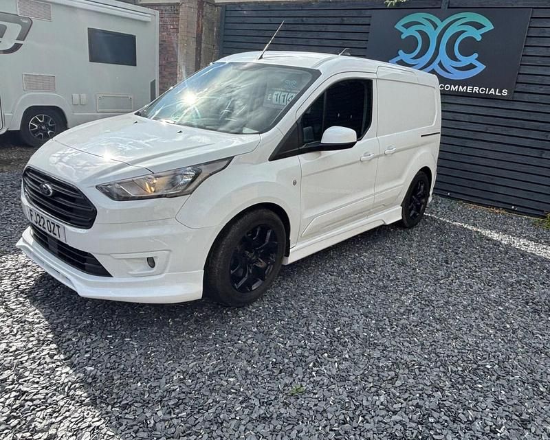 Used Ford Transit Connect Trend 2022 White MPV