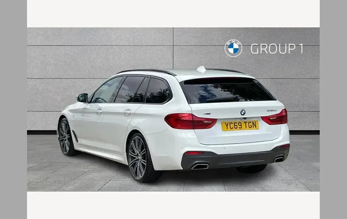 Used BMW 530 M Sport 265 HP (194 kW) 2019 White Estate
