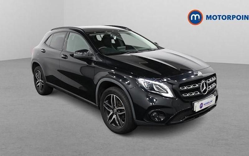 Used Mercedes GLA180 Urban 122 HP (89 kW) 2019 Black SUV