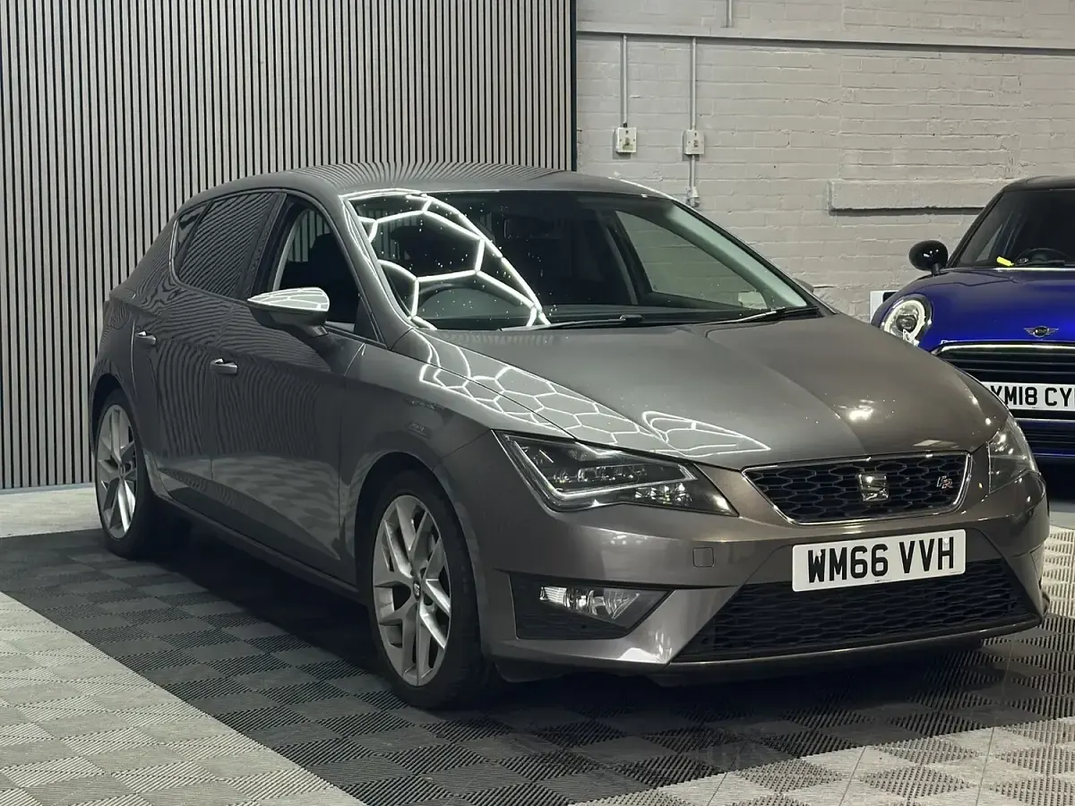 Used Seat Leon FR 184 HP (135 kW) 2017 Grey Hatchback