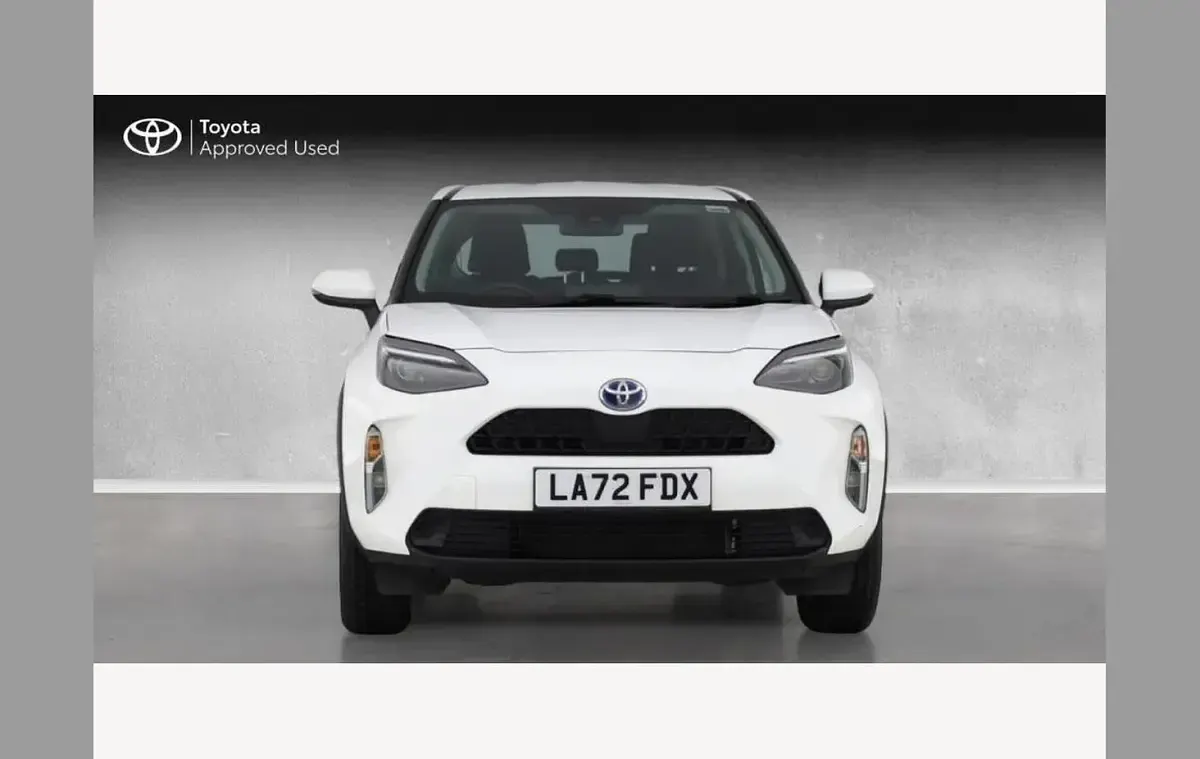 Used Toyota Yaris Cross 114 HP (83 kW) 2022 White SUV