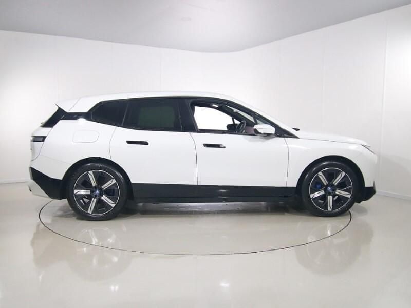 Used BMW iX M Sport 236 kW (322 HP) 2022 White SUV