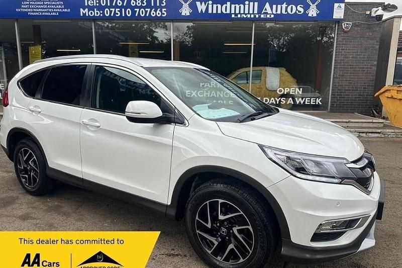 White Used 2017 Honda CR-V SE Plus SUV | £11,450 (Fair price) - Image 1/1