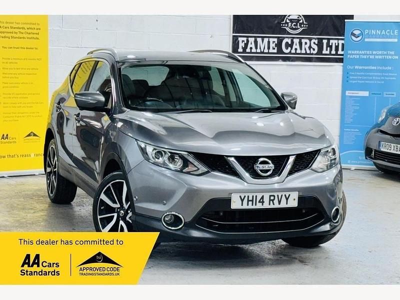 Grey Used 2014 Nissan Qashqai Tekna SUV | £3,800 - Image 1/4