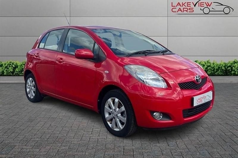 Red Used 2011 Toyota Yaris Hatchback | £2,945 (Fair price) - Image 1/1