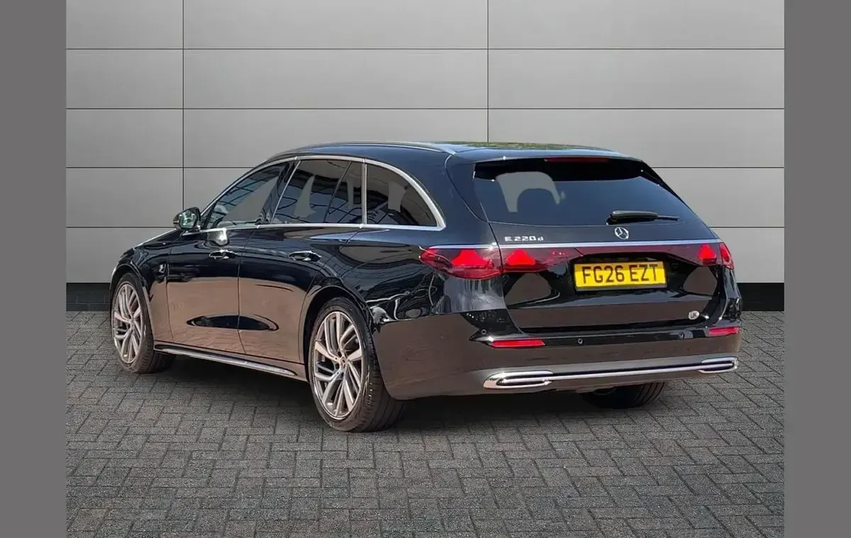 Used Mercedes E220 Premium 194 HP (142 kW) 2026 Black Estate