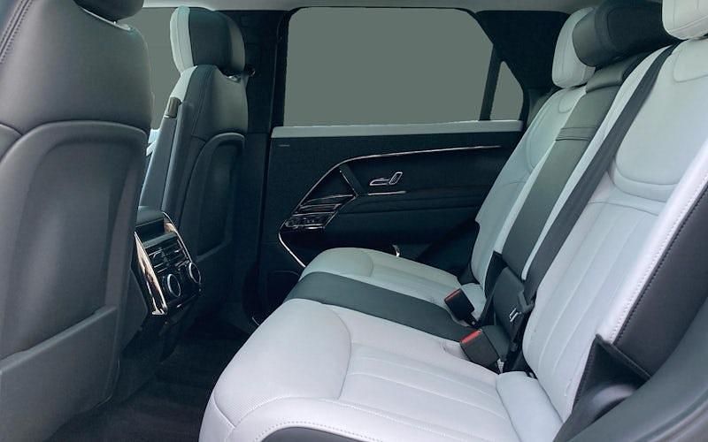 Used Land Rover Range Rover Sport Autobiography 349 HP (256 kW) 2025 SUV