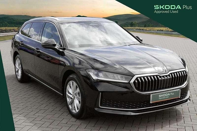 Used Skoda Superb SE Technology 148 HP (108 kW) 2024 Black Estate