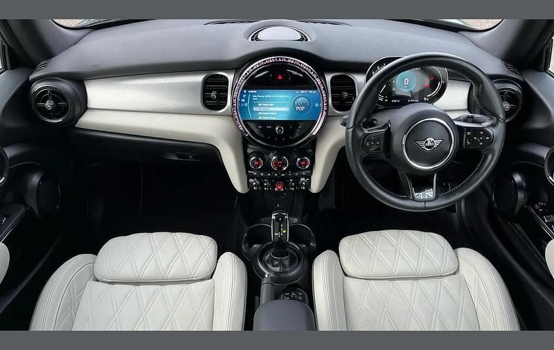 Used Mini Cooper Cabriolet Exclusive 134 HP (98 kW) 2021 Green Cabriolet