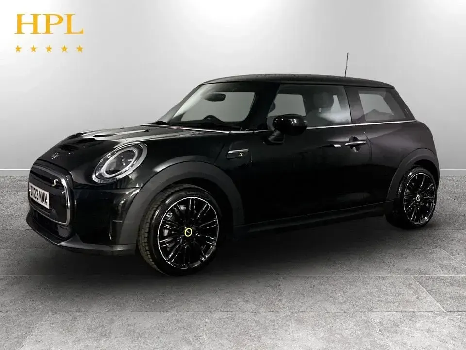 Used Mini Cooper SE Hatch 135 kW (184 HP) 2023 Black Hatchback