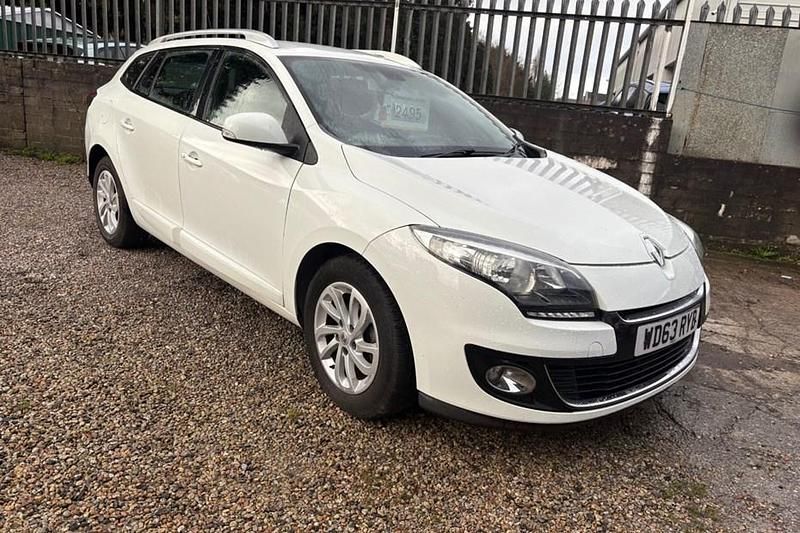 Used 2013 Renault Mégane III Dynamique Estate | £2,495 (Fair price) - Image 1/1