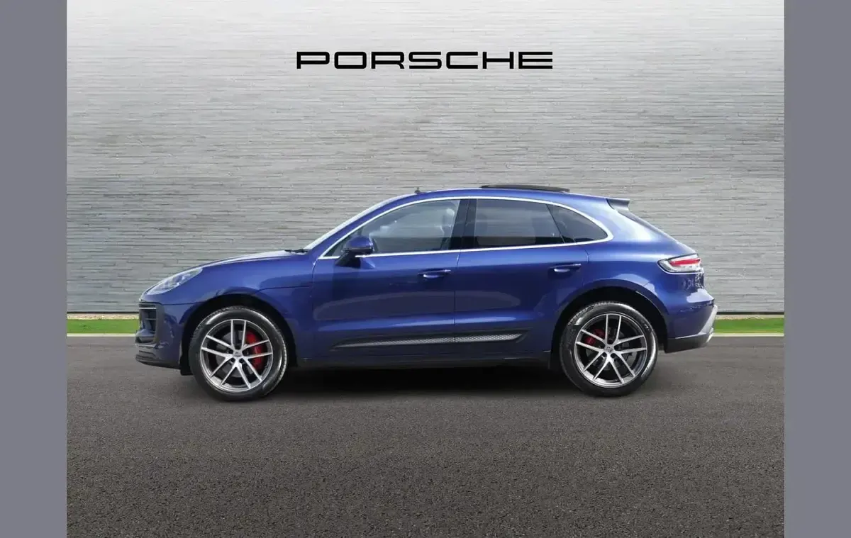 Used Porsche Macan S 374 HP (275 kW) 2024 Blue SUV