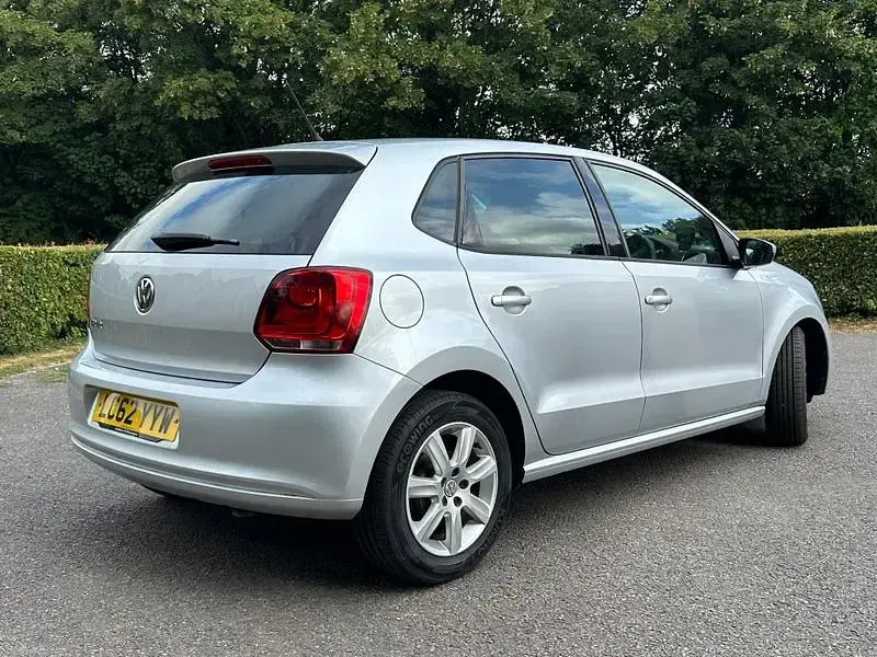 Used VW Polo Match 70 HP (51 kW) 2013 Silver Hatchback