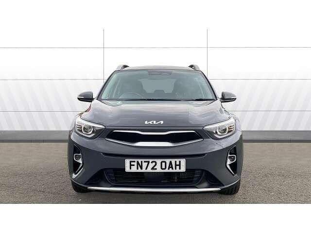 Used Kia Stonic 100 HP (73 kW) 2022 Grey SUV