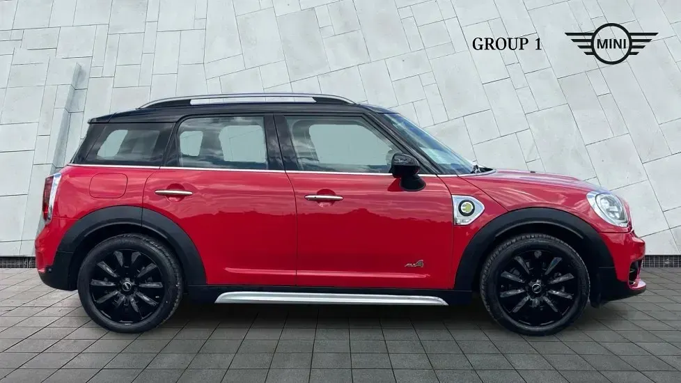 Used Mini Cooper S Countryman 224 HP (164 kW) 2018 Red SUV
