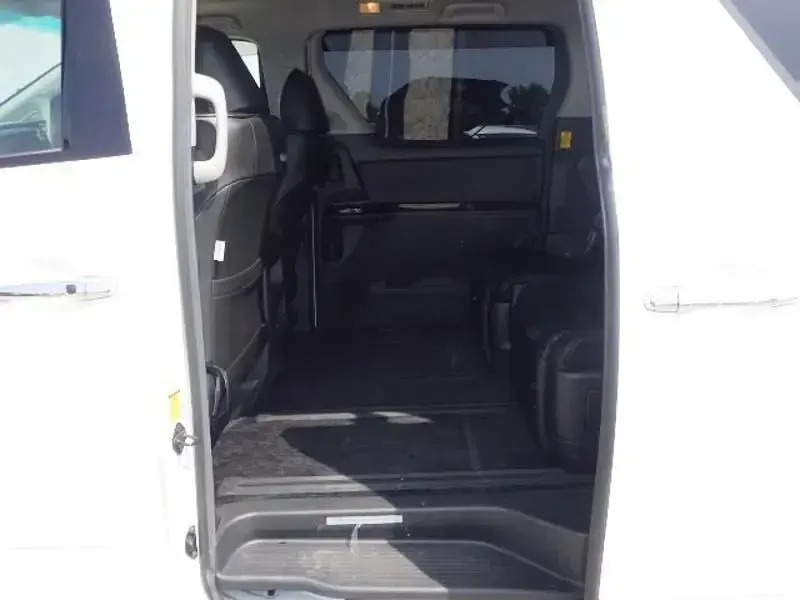 Used Toyota Alphard SR 2012 White MPV
