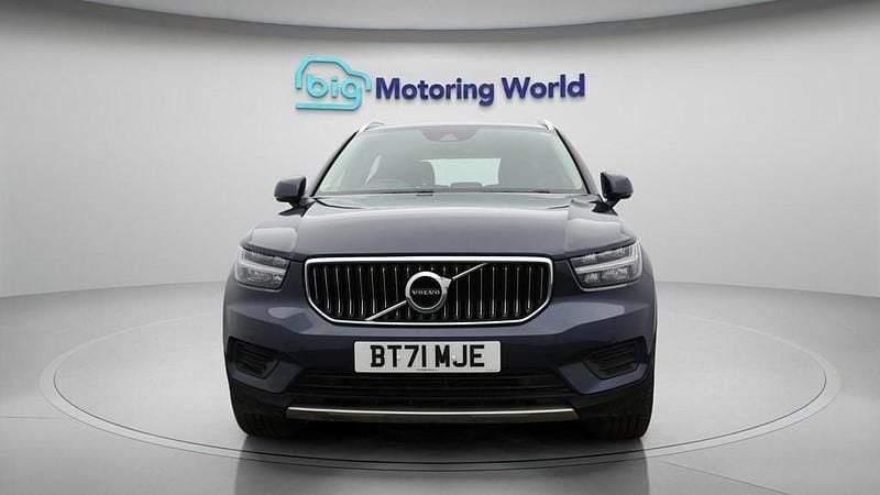 Used Volvo XC40 Inscription 163 HP (119 kW) 2022 Blue SUV