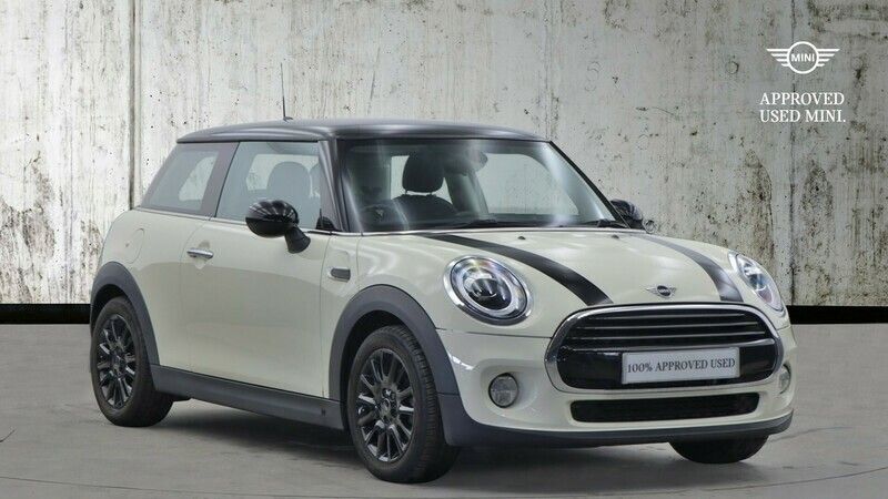 White Used 2018 Mini Cooper Hatch Hatchback | £9,495 (Good price) - Image 1/4